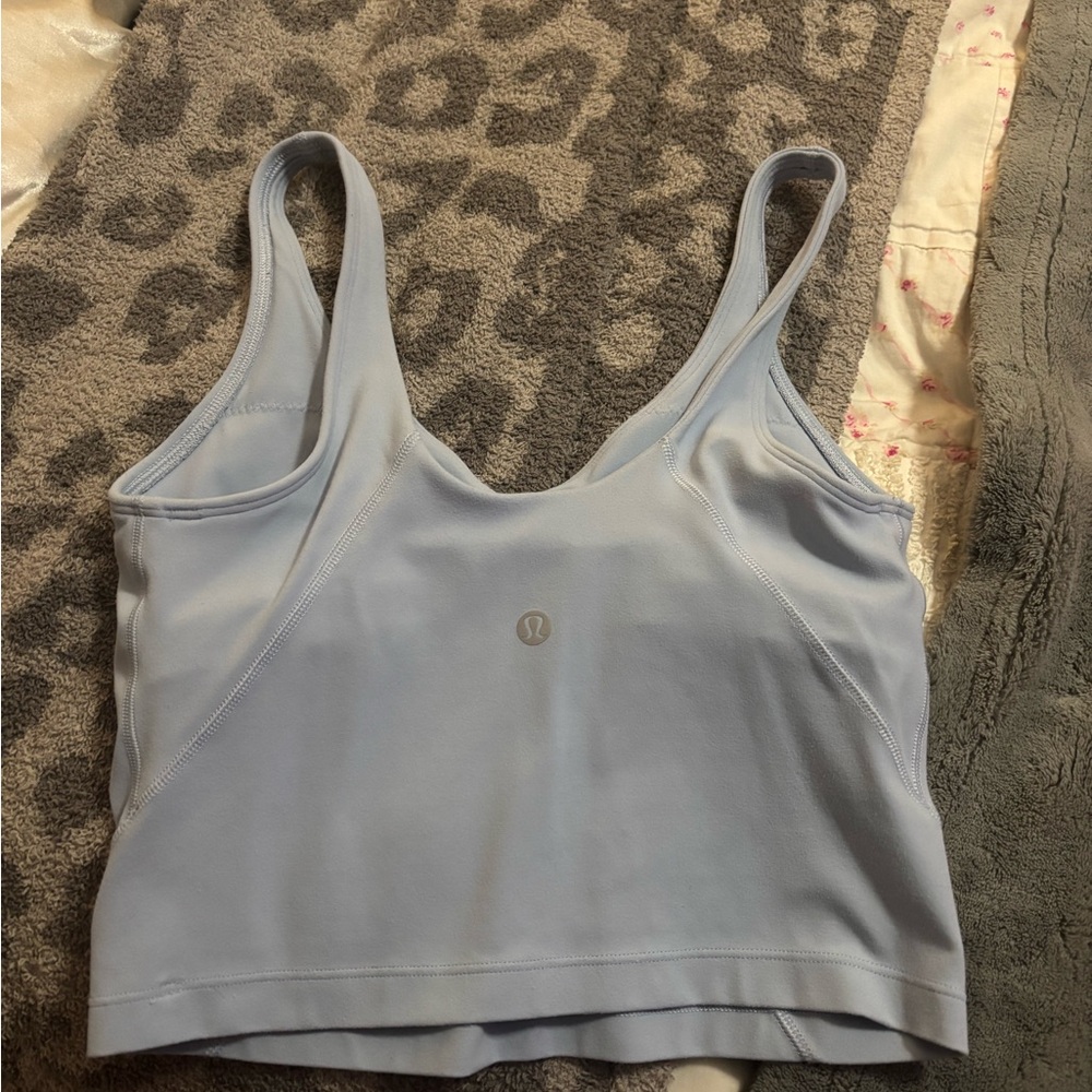 Lululemon top